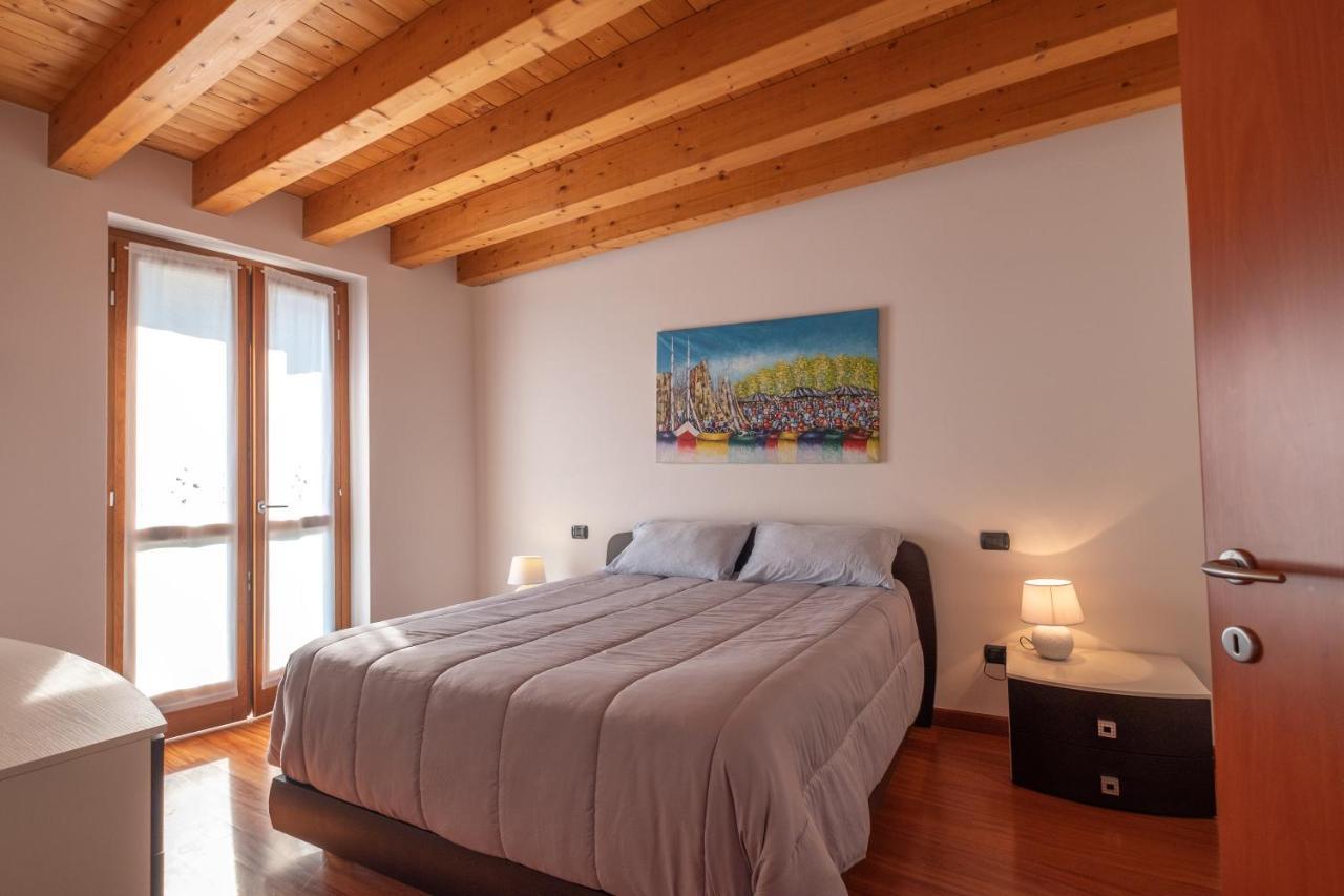 Happy Guest Apartments - Lake & Relax Riva di Solto Exterior photo